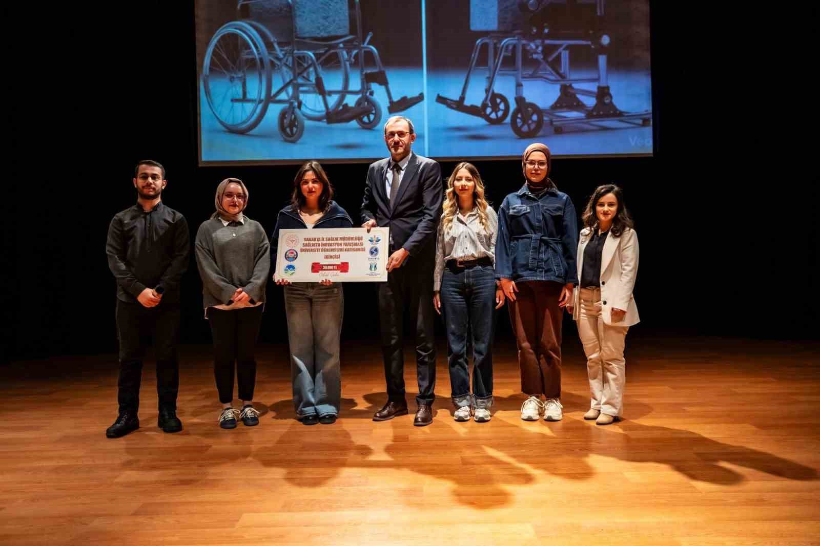 10 ülkeden katılımın olduğu yarışmada SUBÜ ekibine ikincilik ödülü