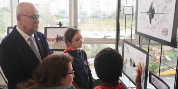 Gökkuşağı Koleji’nden bilim ve sanatın buluştuğu vizyoner sergi: "LEXICON 2075"