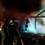 Odunluk yangını ekiplerin hızlı müdahalesi ile söndürüldü