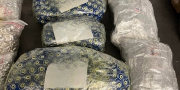 Oda spreyi ve gazoz şişelerine gizlenen 50 bin euro değerindeki kaçak altın ve gümüş ele geçirildi