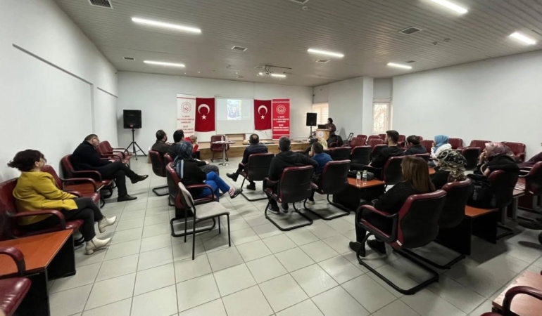 Bilecik’te huzurevi personeli ‘Temel İlkyardım’ eğitimini tamamladı