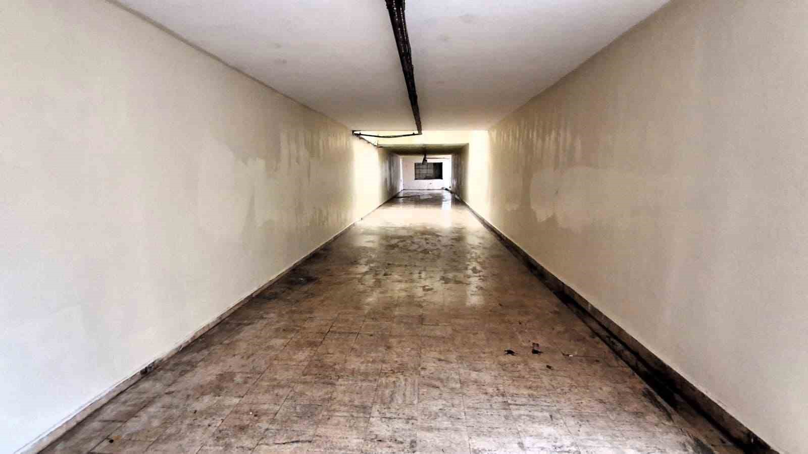 Gebze’de alt geçitte bakım ve onarım çalışması yapıldı