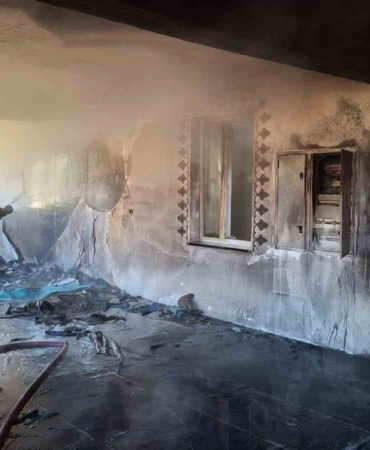 İbadete yeni açılan camide çıkan yangın söndürüldü