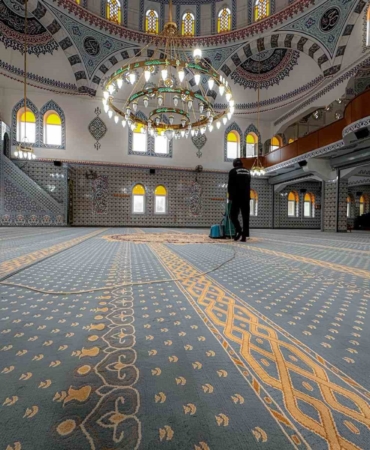 Körfez’de camiler Ramazan ayına hazırlanıyor