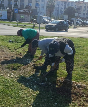 Ayvalık’ta ekipler yaz kış demeden 7/24 sahada