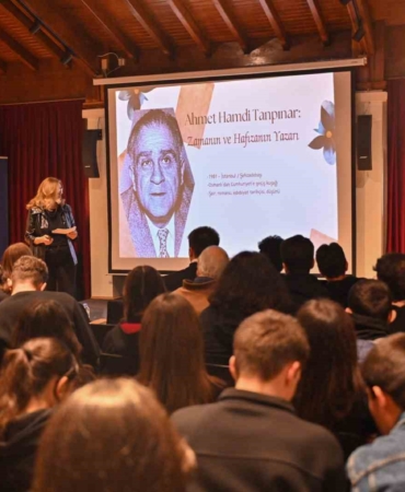 Bursa’da Tanpınar’ın dünyasına yolculuk