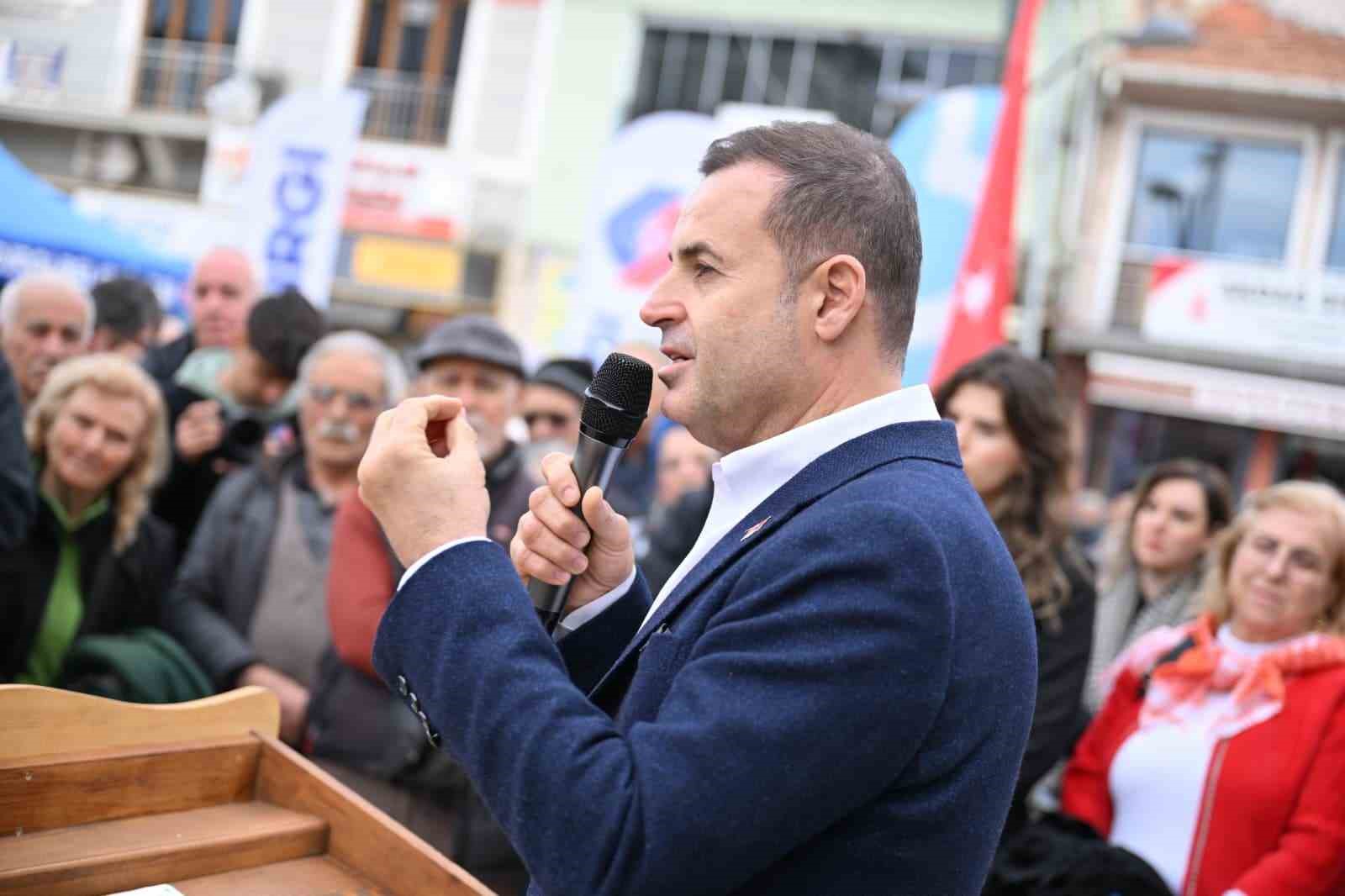 Başkan Ahmet Akın: "Deprem gerçeği unutulmamalıdır"