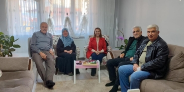 Başkan Tekin’den umrecileri ziyaret etti