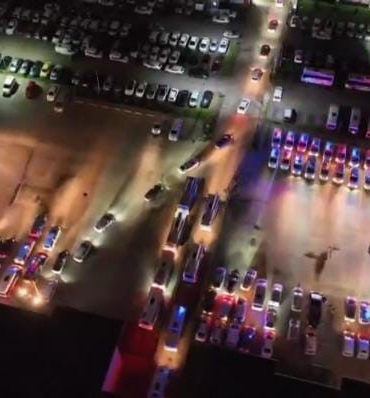 Bursa’da 700 polisle şafak operasyonu...Camdan uyuşturucuyu böyle atmak istedi