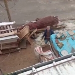 Arnavutköy’de komşuların kavgası kamerada