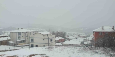 Kırklareli’nin yüksek kesimleri beyaza büründü
