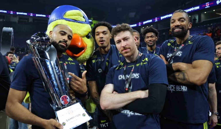 Ziraat Bankası Erkekler Türkiye Kupası üst üste 3. kez Fenerbahçe’nin