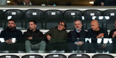 Vincenzo Montella, Başakşehir - Beşiktaş maçını tribünden takip etti