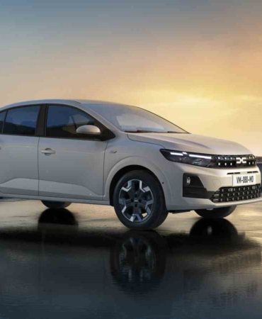 Dacia’nın yenilen modelleri Türkiye’ye satışa sunuldu