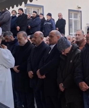 Fikri Işık’ın kuzeni son yolculuğuna uğurlandı