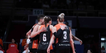 Eczacıbaşı Dynavit, Ankara’dan 1 puanla döndü