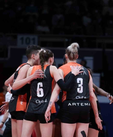 Eczacıbaşı Dynavit, Ankara’dan 1 puanla döndü