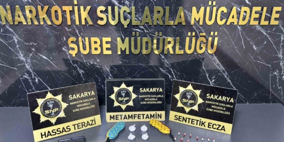 Sakarya Emniyeti zehir tacirlerine geçit vermiyor