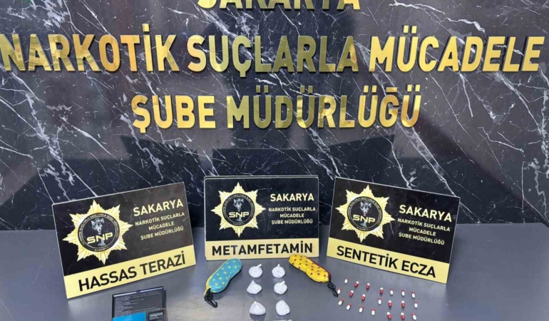 Sakarya Emniyeti zehir tacirlerine geçit vermiyor