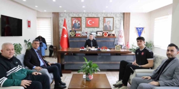 Bilecikli hentbolcu Emirhan Çiftçi U18 Milli Takımı’na seçildi