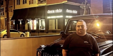 Bursa’da kahvehaneden çıktıktan sonra vurulan galerici hayatını kaybetti