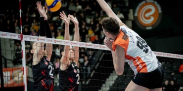 Sultanlar Ligi: Eczacıbaşı Dynavit: 3 - THY: 0