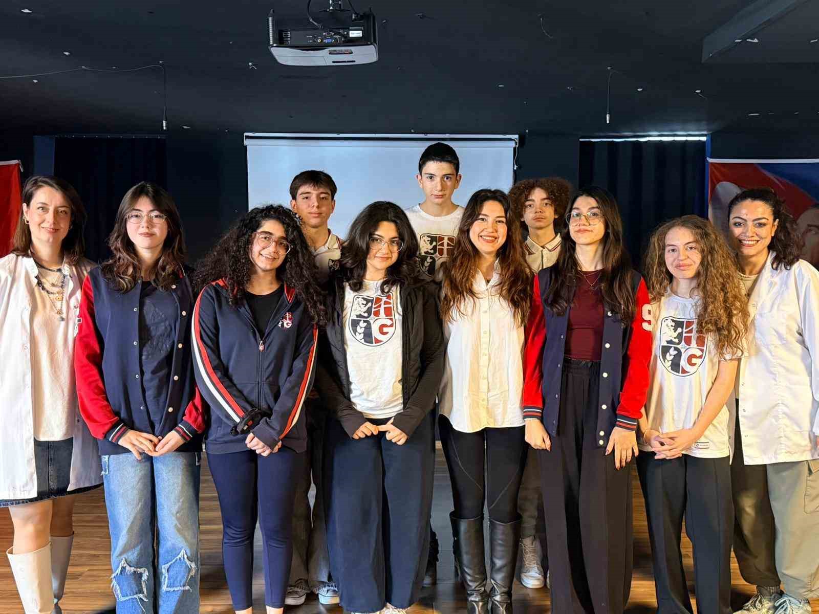 New York Times’ın yarışmasında İzmirli öğrencilerden başarı tablosu