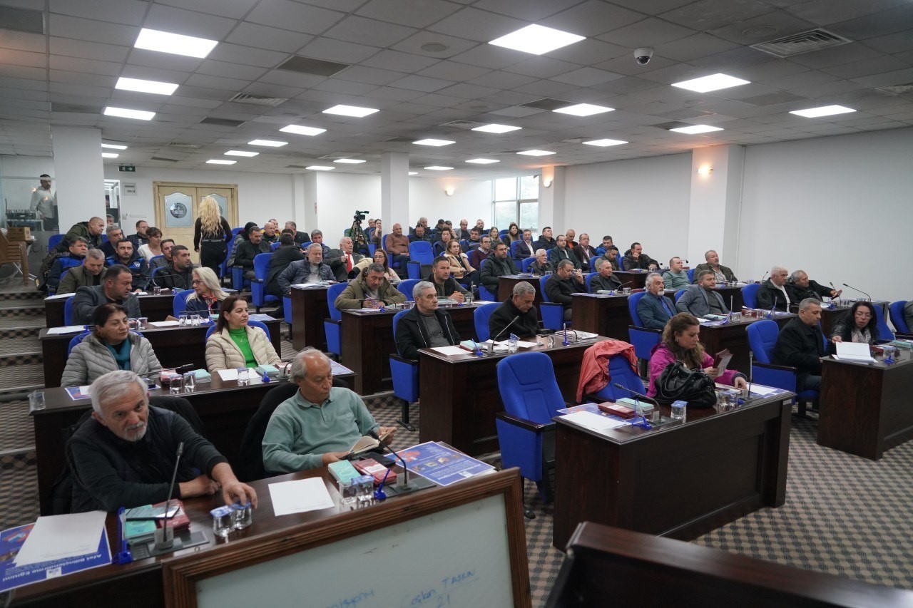 Edremit’te gündem afet hazırlığı, doğalgaz ve arıtma projeleri