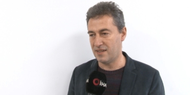 Yerli yapay zeka Cosmos T1, kendisinden üç kat büyük modellerle yarışıyor