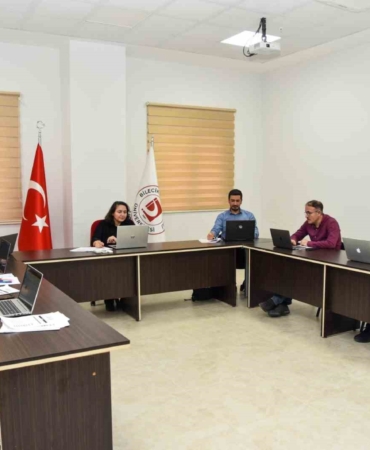 BŞEÜ ev sahipliğinde Uluslararası Sağlık Kongresi düzenlendi