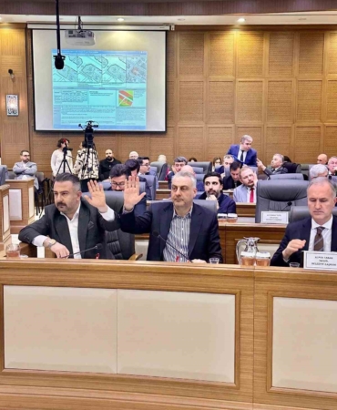 Deprem üzerinden siyaset yapanlara eleştiri: "Devlet ilk andan itibaren, tüm kademeleriyle sahadaydı"