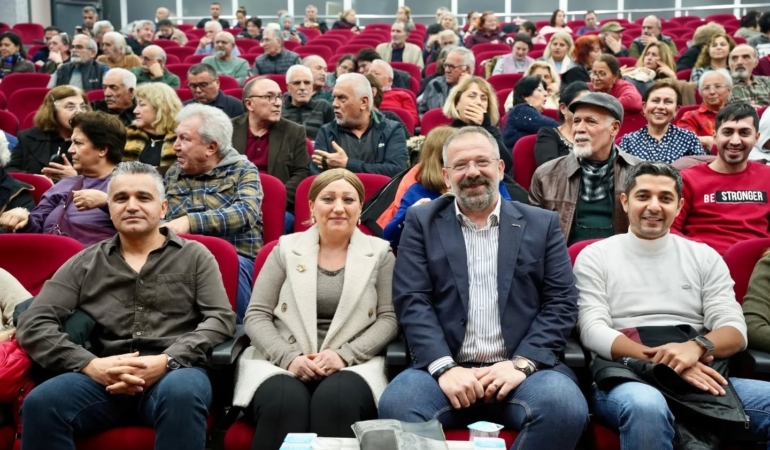 Gömeçlilere unutulmaz konser