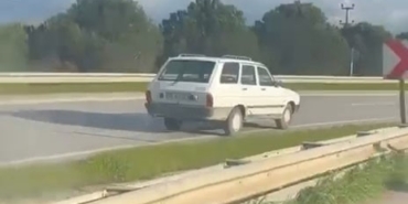 Bursa’da ters şeritten ilerleyen araç tehlike saçtı