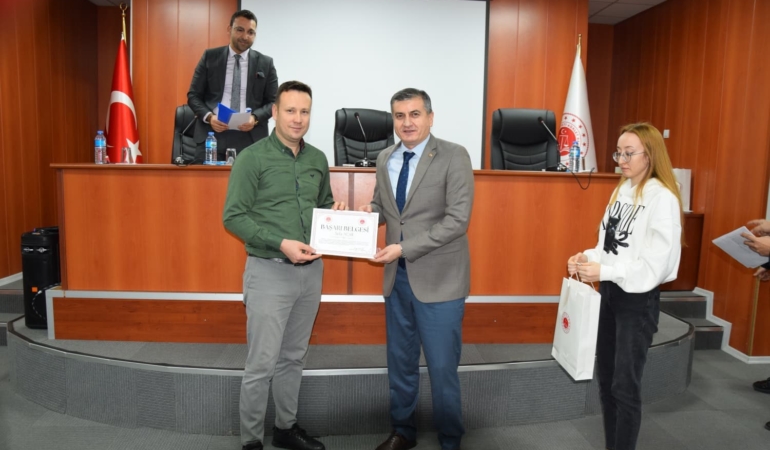 Balıkesir’de uzlaştırmacılara başarı belgesi
