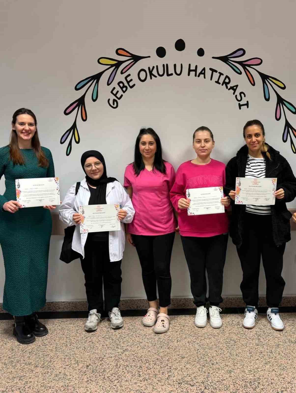 Babaeski’de şubat ayı gebe okulu eğitimleri tamamlandı