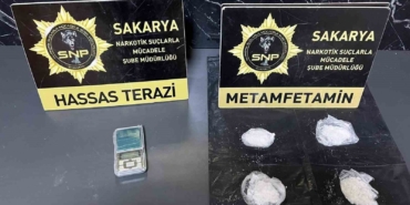 İstanbul’dan Sakarya’ya zehir taşıyan iki şahıs tutuklandı