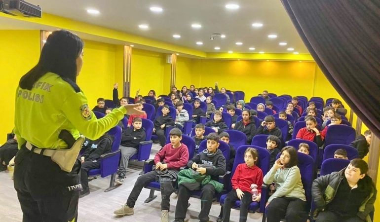 Bilecik’te “Trafik Dedektifleri Projesi” kapsamında öğrencilere eğitim