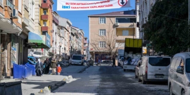 İSKİ, Esenyurt’ta yaptığı kazı çalışmalarının ardından sokakları kapatmadan bıraktı