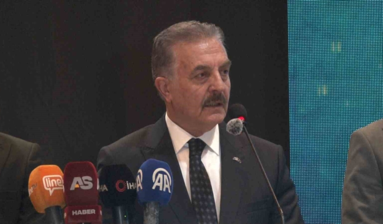 Bursa’da Ülkü Ocakları’nın düzenlediği iftarda birlik ve beraberlik vurgusu