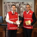 Çekmeköy Belediye Başkanı Orhan Çerkez ve eşinden Gazze’ye destek