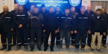 Bursa’da göçmen kaçakçılığına yönelik operasyon: 13 yabancı uyruklu şahıs yakalandı