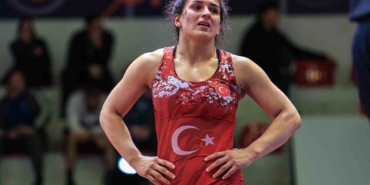 Nesrin Baş’tan bronz madalya