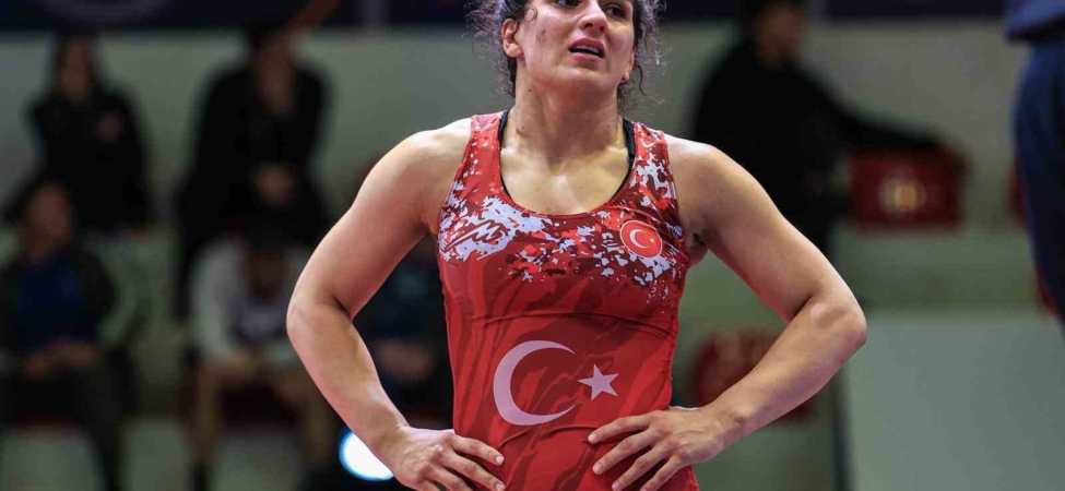 Nesrin Baş’tan bronz madalya