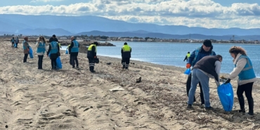Deniz Çöpleri İzleme Programı (MLW) kapsamında Altınkum’da anlamlı temizlik