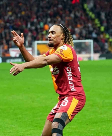 Sacha Boey, 2. golünü attı