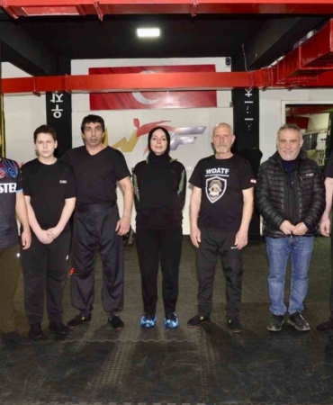 Dünya Yakın Savunma Federasyonu’ndan polislere yakın savunma eğitimi