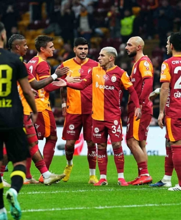 Lucas Torreira bu sezonki 2. golünü kaydetti