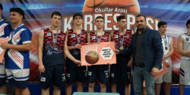 "Kardeş Pası" basketbol şampiyonasında ödüller sahiplerini buldu