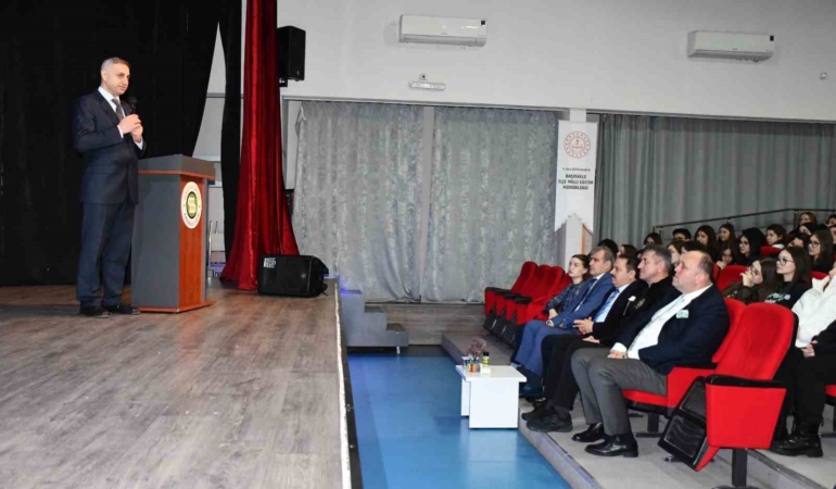 Siber tuzaklara karşı alarm: Okullarda koruyucu eğitim hamlesi