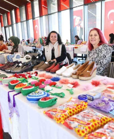 Girişimci kadınları bir araya getiren sokak